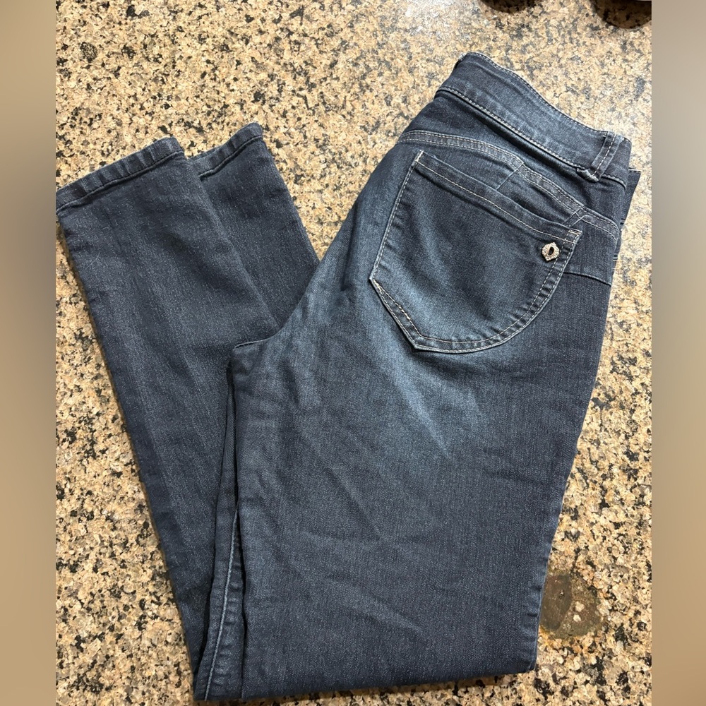 Democracy Womens Jean sz 8 AF fit